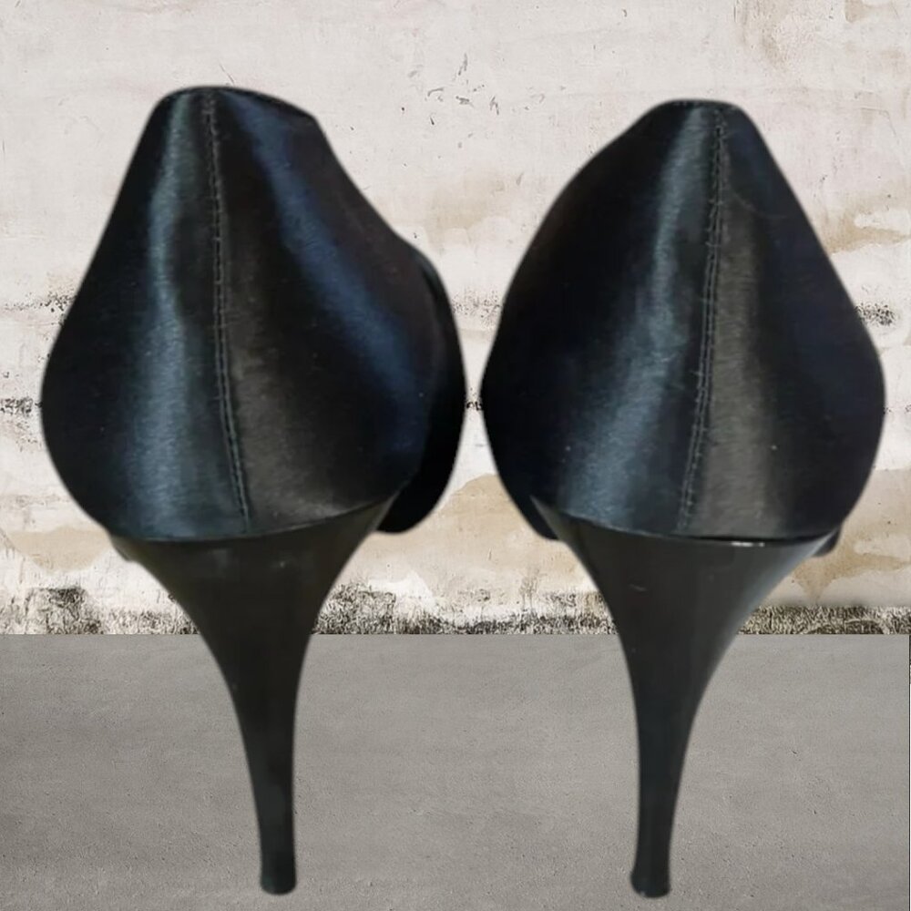 White House Black Market Women's Elegant Black Peep-Toe Heels Size 8 - Picture 4 of 8